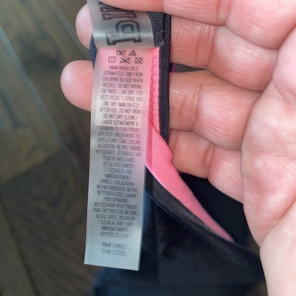 PINK Victoria Secret Halter Bikini Top Size S/P - Picture 4 of 4